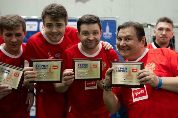 «Герои Олимпа» сыграли в футбол с командой «Старко»: победила дружба5