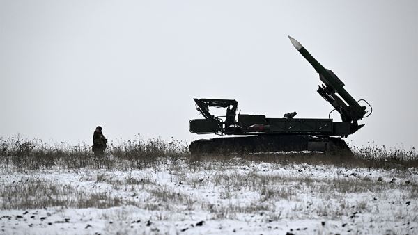 Средства ПВО уничтожили 30 беспилотников над Крымом и Черным морем