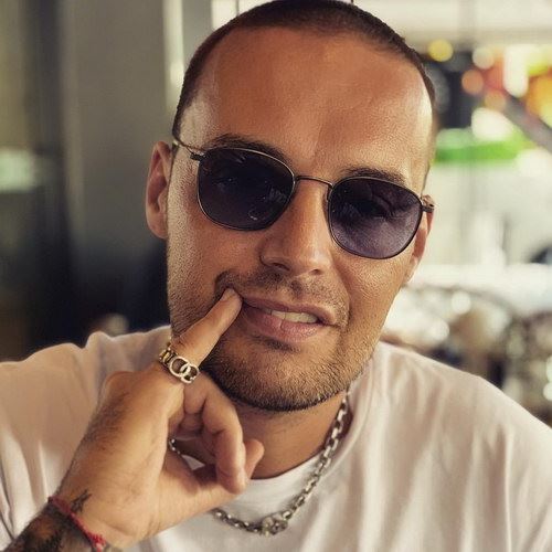 На Гуфа завели уголовное дело о грабеже0