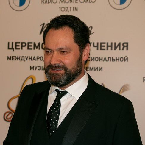 Ильдар Абдразаков стал народным артистом РФ0