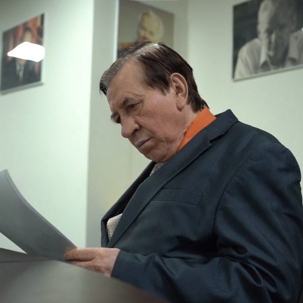 Как нас разводят именем звезды, покажет «Рен-ТВ»0